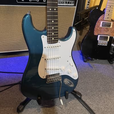 Fender 2000 American Stratocaster Standard image 2