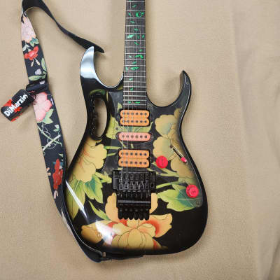 Ibanez JEM77 Floral Pattern初期スティーヴヴァイモデル Ibanez JEM77 Floral Pattern初期スティーヴヴァイモデル - メルカリ