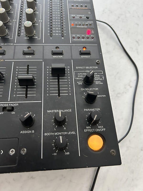 Pioneer DJM-500 DJ Mixer Model 4-Channel Performance Mixer