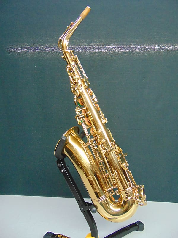 Allora AAS-250 Student Series Alto Saxophone