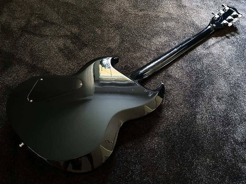 ESP Edwards E-K-130VP Viper Dir En Grey Signature 2010