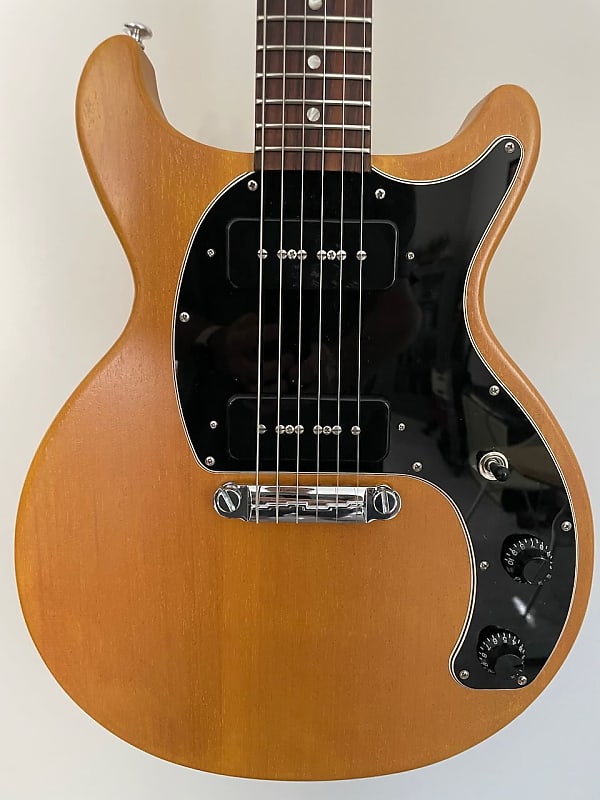 Gibson Les Paul Special Tribute DC Worn TV Yellow (CME Gibson Les Paul Special Tribute DC Worn TV Yellow (CME