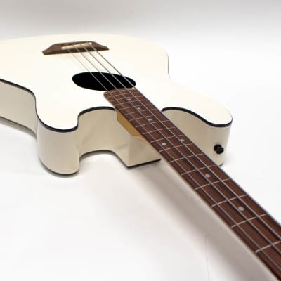 Kramer Ferrington Acoustic Fretless Electric Bass Guitar with Gigbag - White image 8