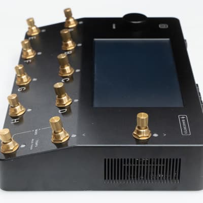ギター Neural DSP Quad Cortex Limited Edition Neural DSP Quad Cortex Limited Color Edition/Red Gold Used
