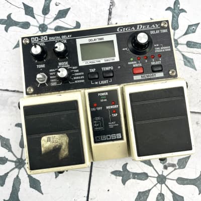 Boss DD-20 Giga Delay | Reverb