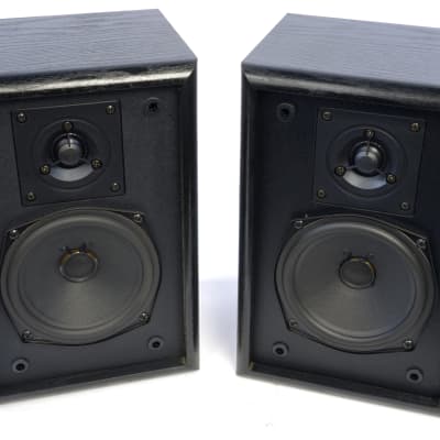 Cambridge Soundworks By Henry Kloss Model 17 Pair Of Speakers Good