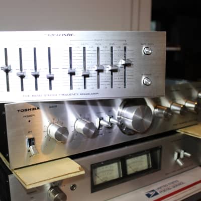 Restored Realistic  5 band graphic equalizer 31-1988 (2) image 12