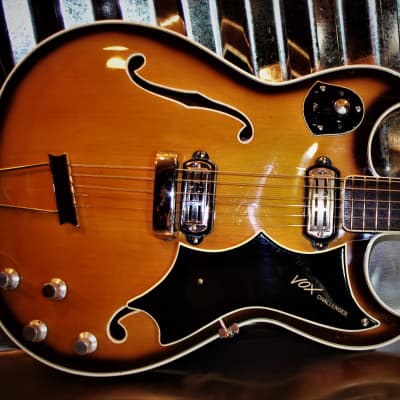 Vox Challenger 1964 Sunburst. RARE. Only made for two years. Beautiful. Collectible.  Crucianelli image 5