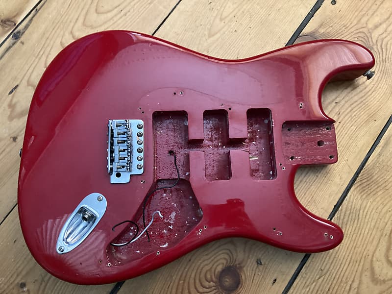 Sunn Mustang Fender Strat Stratocaster Guitar Body Solid Full Thickness FMIC Red