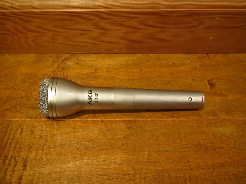 AKG D130 Dynamic Microphone Omnidirectional Reverb