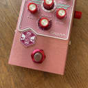 Beetronics Swarm Royal Series Fuzz Limited Edition 2021 - Pink Rose