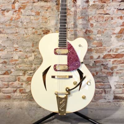 Versoul Swan Acoustic Electric Guitar 1998 White image 1
