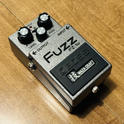 Boss FZ-1W Fuzz Waza Craft