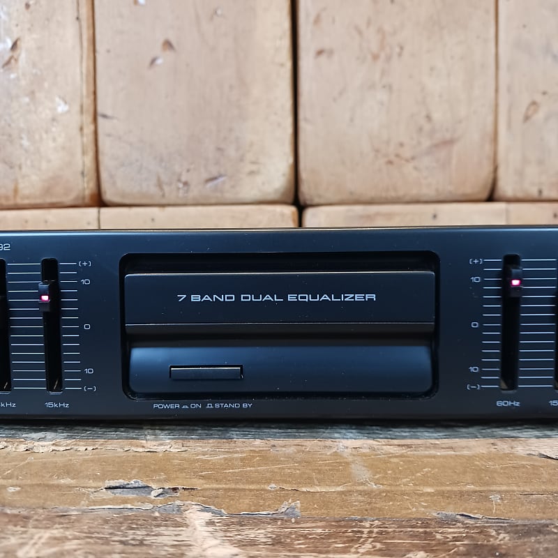 KENWOOD - M1729JVC KENWOOD GZ-F270 32GB 耐衝撃」「耐低温」の保護性能を搭載した、コンパクト＆シンプル