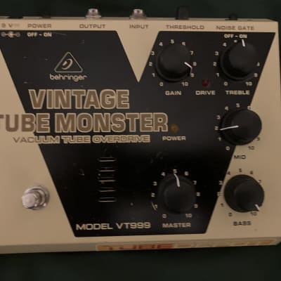 VT999 ベリンガー VINTAGE TUBE MONSTERエフェクター Behringer VT999 Vintage Tube Monster - What To Know & Where