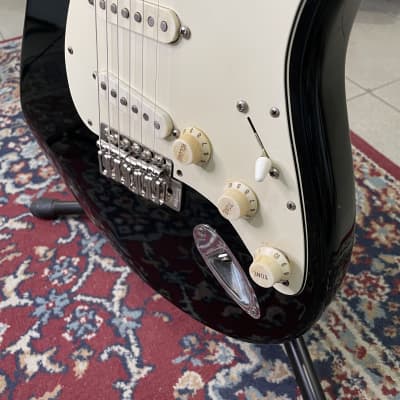 Fender Stratocaster Standard Mexico 2004 + Wilkinson VSVG + Don Grosh 60s image 6