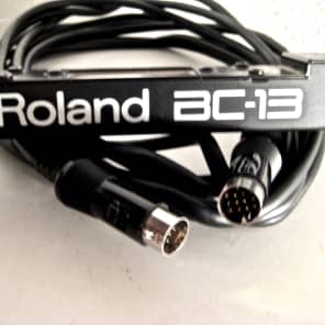Roland  BC-13 old style to new 13pin Roland Guitar Synthesizer cable converter image 7