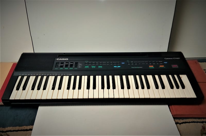 Vintage Casio CT-607 Casiotone 61-Key Electronic Keyboard