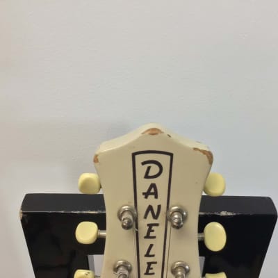 Danelectro U-2 Reissue Electric Guitar image 4