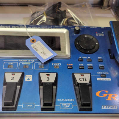 Roland GR-55 Guitar Synthesizer W/Power Supply