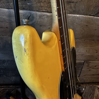 BIG SUMMER BLOWOUT// VINTAGE ALL ORIGINAL Fender Musicmaster Bass 1972 - 1979 - Olympic White image 9