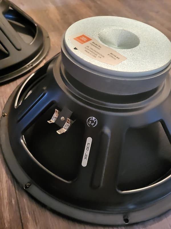 JBL M115-8A 15