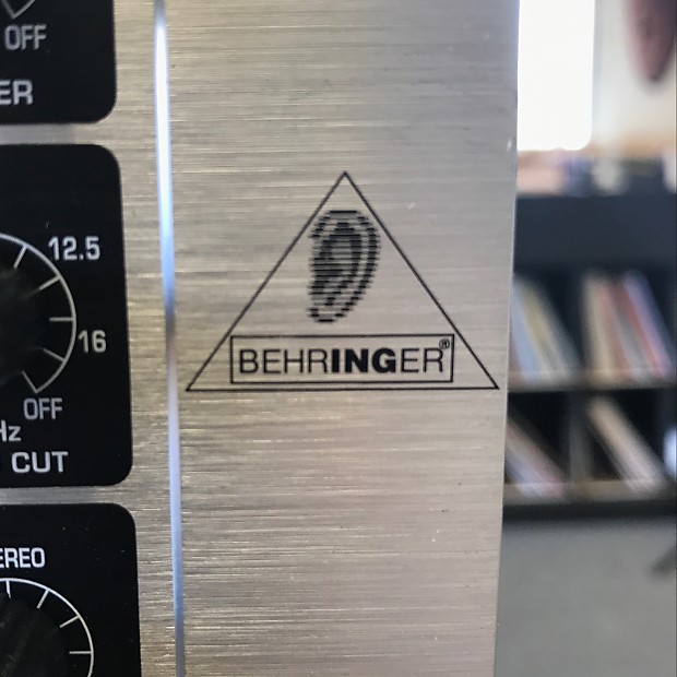 Behringer Ultragraph Digital EQ Equalizer Model DEQ 1024 31 Behringer Ultragraph Digital EQ Equalizer Model DEQ 1024 31