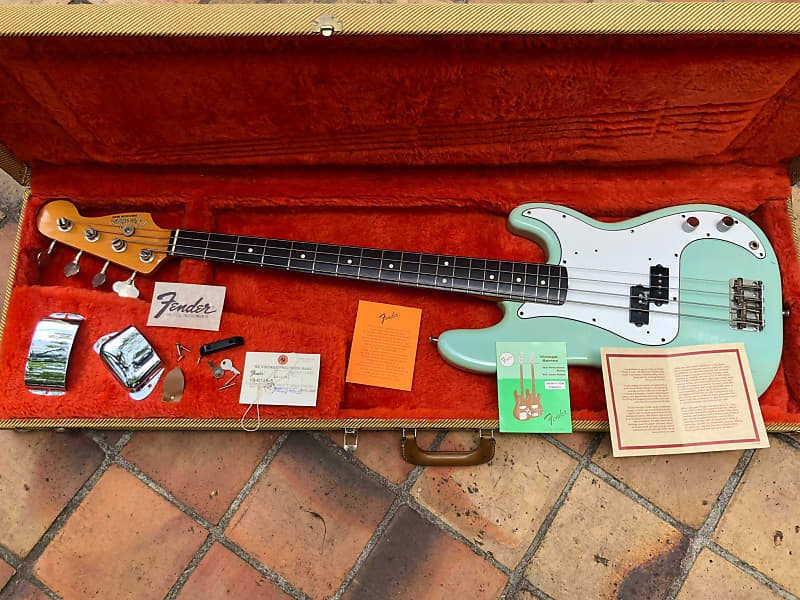 フェンダーUSA 62 PB 3CS ベース