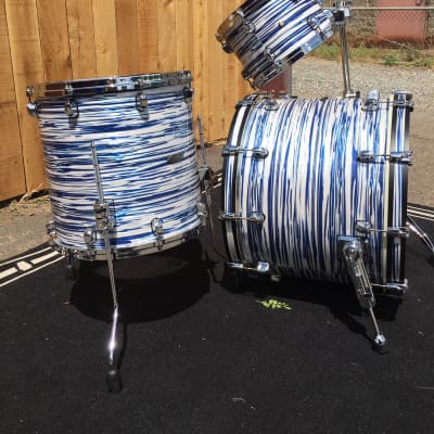 Tama  Starclassic all Maple series || Blue & White Oyster wrap|| 4pc Shell Pack || 22"/10"/12"/16" image 5