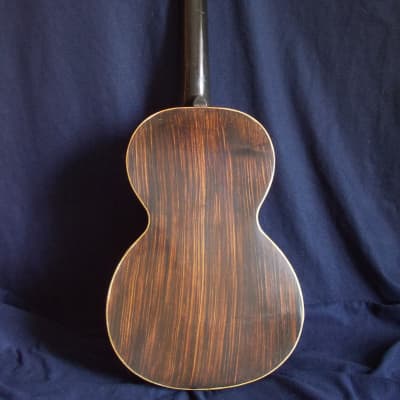 European parlor guitar (1930) image 13
