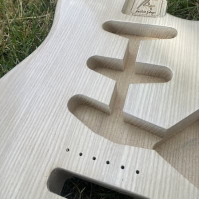 Heavy Seas Stratocaster style body Fender dimensions 2025 - White blonde Nitro image 8