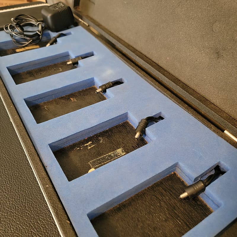 Ibanez 9 Series Guitar Effects Pedal Board Case Vintage 80s