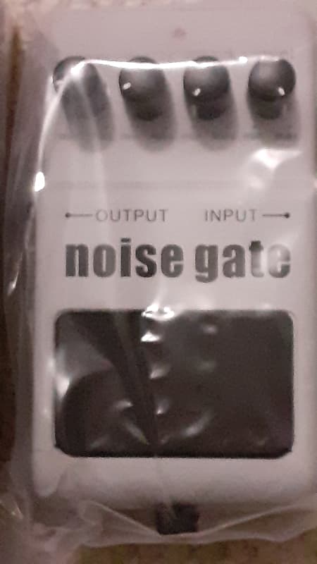 Carlsbro noise gate with boost image 1