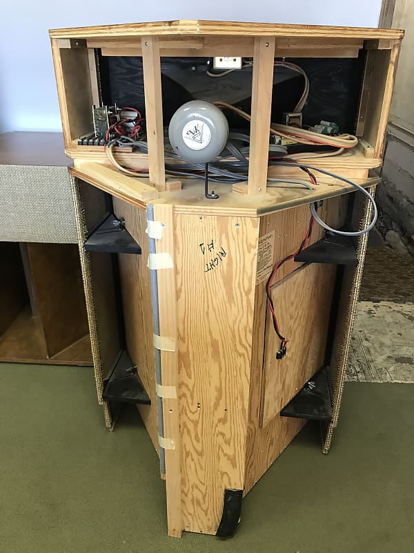 Vintage Klipschorn Corner Horn and Lascala 3-speaker master stereo system