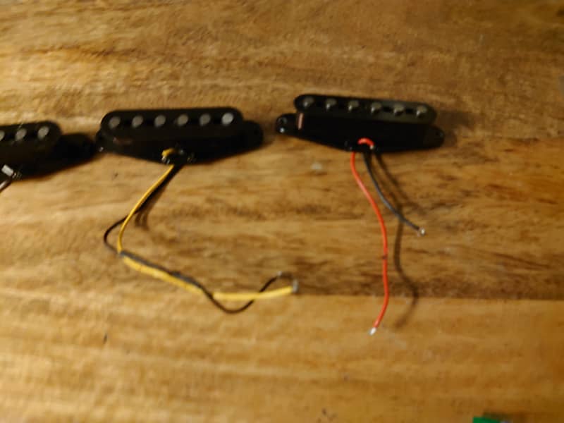 Fender Yosemite Stratocaster Pickup Set With Black Covers Reverb