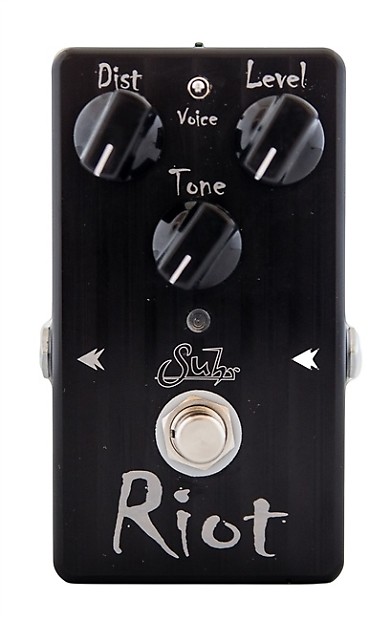 Suhr Riot Distortion Limited Edition Black with Black Knobs