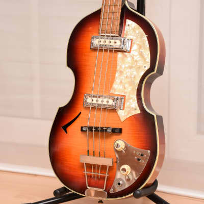 Hüttl Beat Bass Model 802 – 1960s German Vintage Archtop Beatles Bass Guitar / Gitarre for sale
