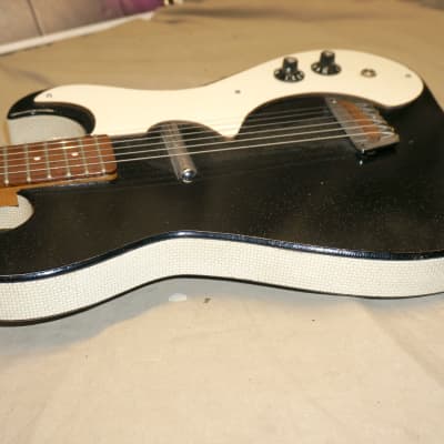 Silvertone ( Danelectro ) Model 1448 Guitar Sparkle Black image 13
