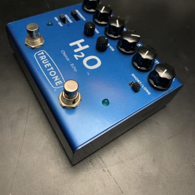 Truetone H2O V3 Chorus and Echo