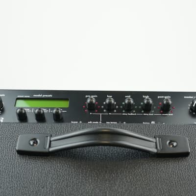 Peavey Vypyr X3 100-Watt 1x12" Digital Modeling Guitar Combo 2021 - Present - Black image 2
