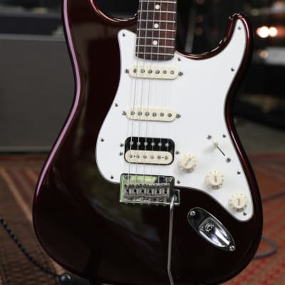 Fender American Standard Stratocaster 1999 Plum Purple Metallic 