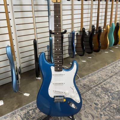 Fender Standard Stratocaster | Reverb