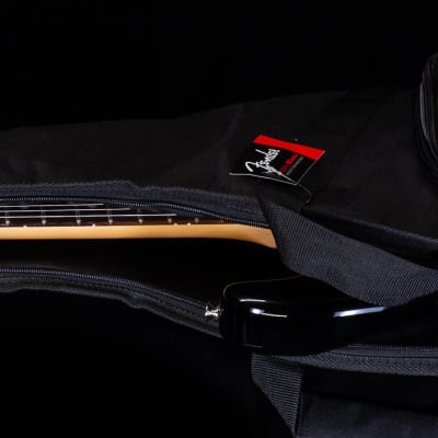 Fender Robert Cray Stratocaster, Rosewood Fingerboard, 3-Color Sunburst (562) image 7
