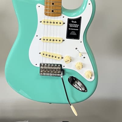 Fender Vintera '50s Stratocaster- Seafoam Green image 2