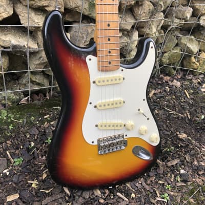 本日のタイムセール - ホットプレート / ホット Made Stratocaster Series Silver Squier in 3 - 1990s Japan ストラップ