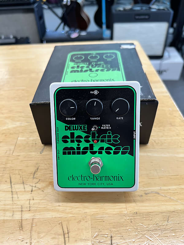 Electro-Harmonix Electric Mistress Deluxe  New  Green and black image 1