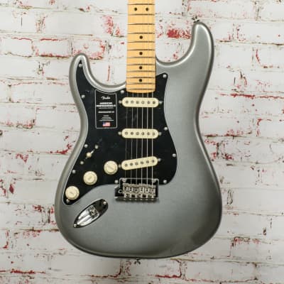 Fender - American Professional II Stratocaster® - Left-Handed Electric Guitar -  Maple Fingerboard - Mercury - w/ Deluxe Hardshell Case image 1