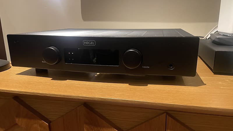 Hegel H90 2020 - Black  			