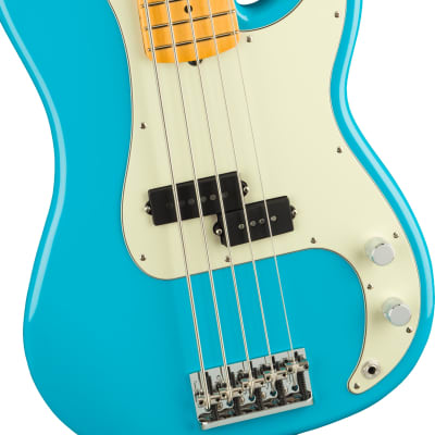Immagine FENDER - American Professional II Precision Bass V  Maple Fingerboard  Miami Blue - 0193962719 - 3