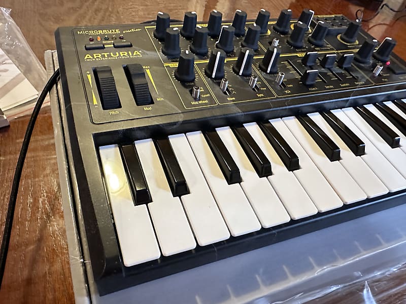 Arturia MicroBrute Creation 25-Key Synthesizer | Reverb Canada